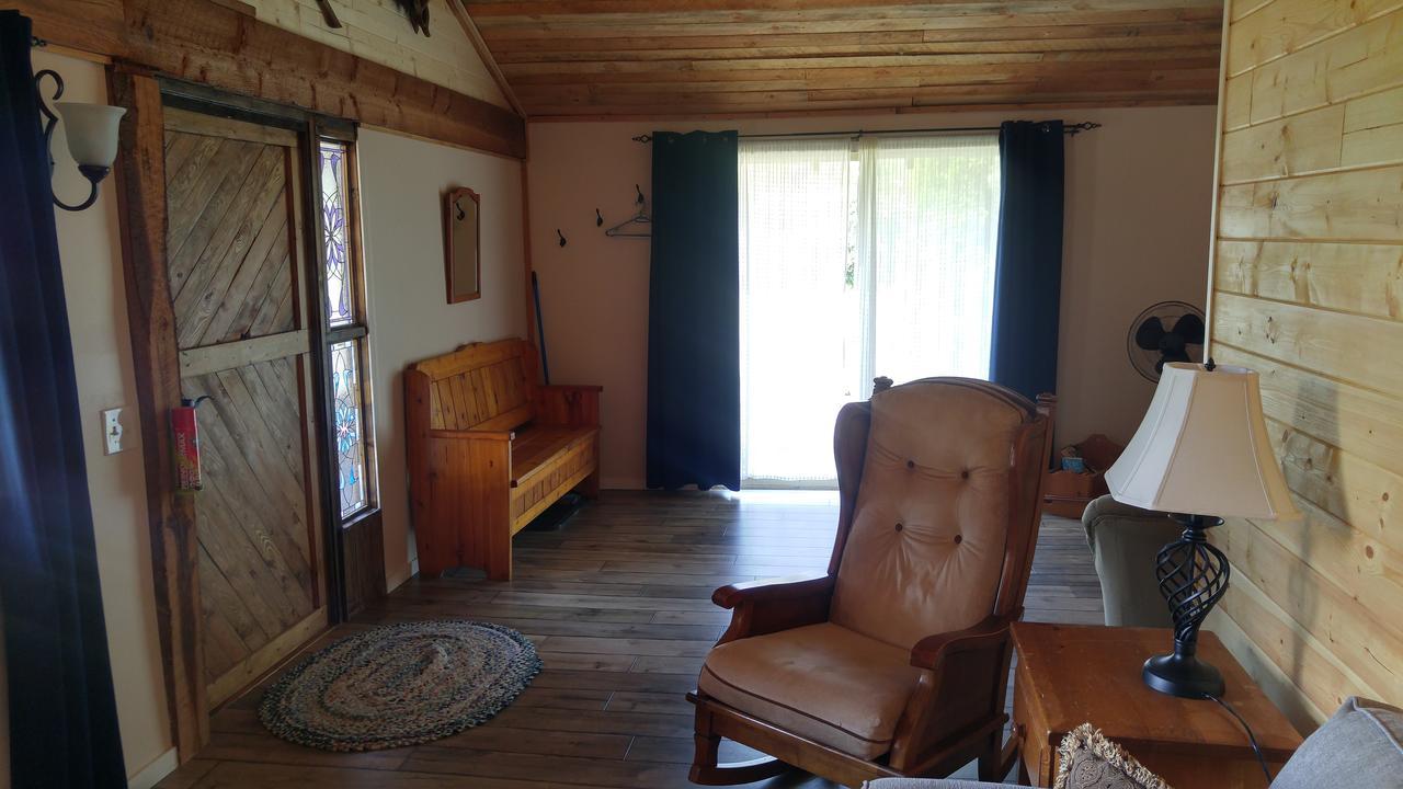 Wolfwood Guest Ranch Villa Clearwater Eksteriør bilde