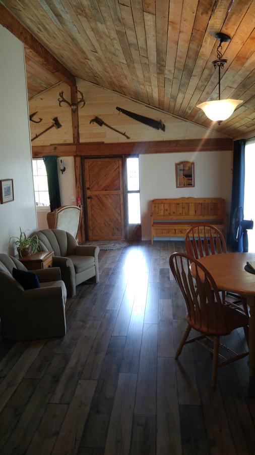 Wolfwood Guest Ranch Villa Clearwater Eksteriør bilde