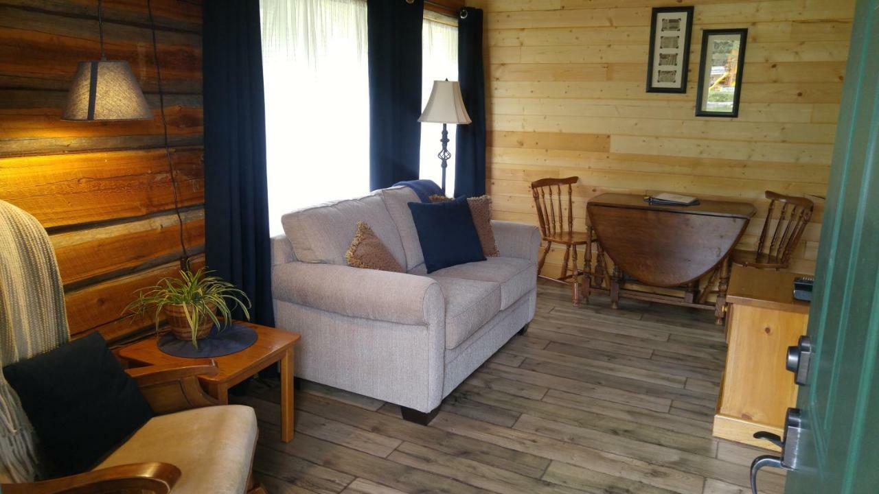 Wolfwood Guest Ranch Villa Clearwater Eksteriør bilde